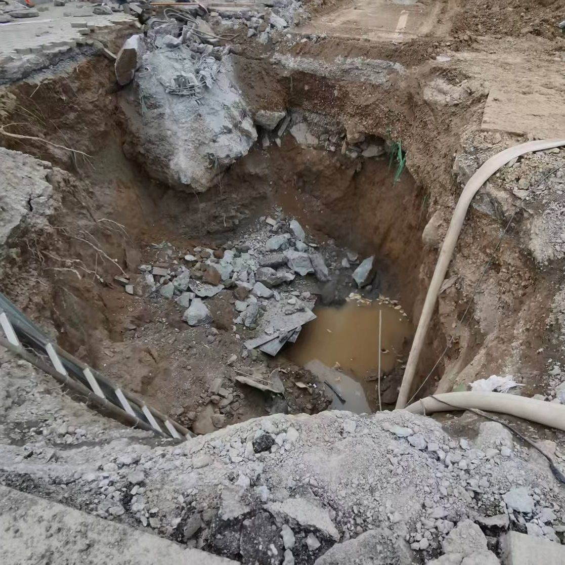福州供暧管道漏水检测及维修5